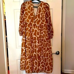 Like new (worn once) Fun Giraffe Print Dress